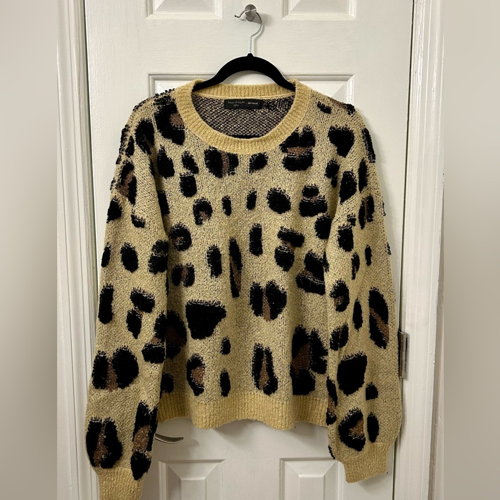 Chunky Leopard Print Sweater - image 1